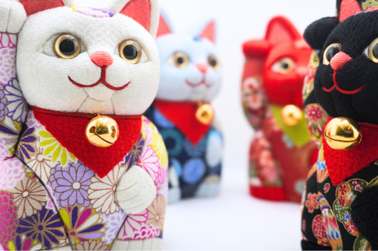 Edo Kimekomi Manekineko Dolls