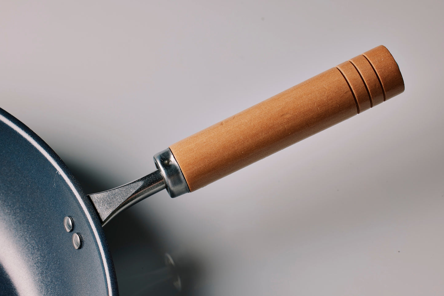 Nano-embossed iron pan